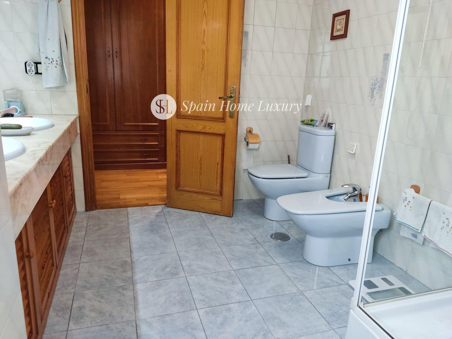 6 soveværelse Villa til salg i Benidorm med swimmingpool garage - € 720.000 (Ref: 9004122)