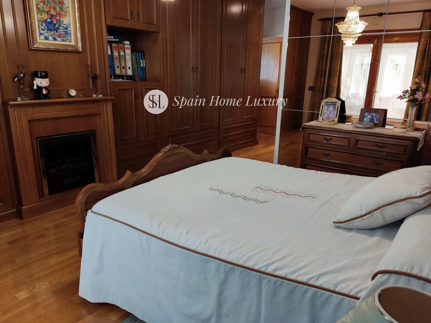 6 soveværelse Villa til salg i Benidorm med swimmingpool garage - € 720.000 (Ref: 9004122)