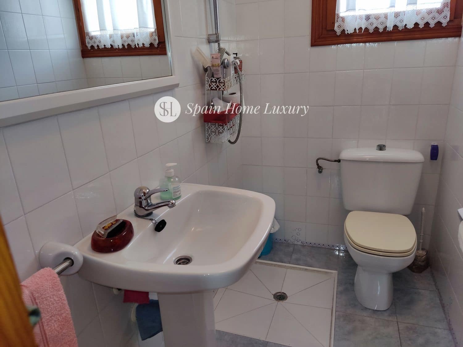 6 soveværelse Villa til salg i Benidorm med swimmingpool garage - € 720.000 (Ref: 9004122)