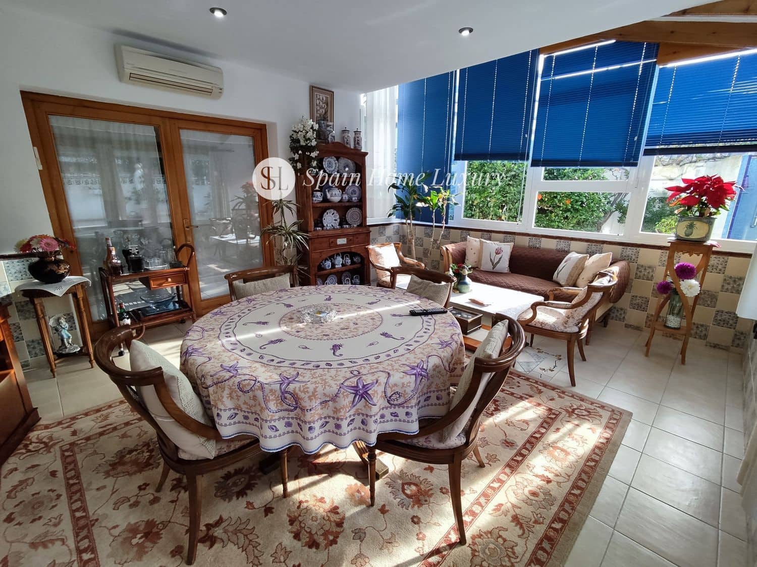 6 soveværelse Villa til salg i Benidorm med swimmingpool garage - € 720.000 (Ref: 9004122)