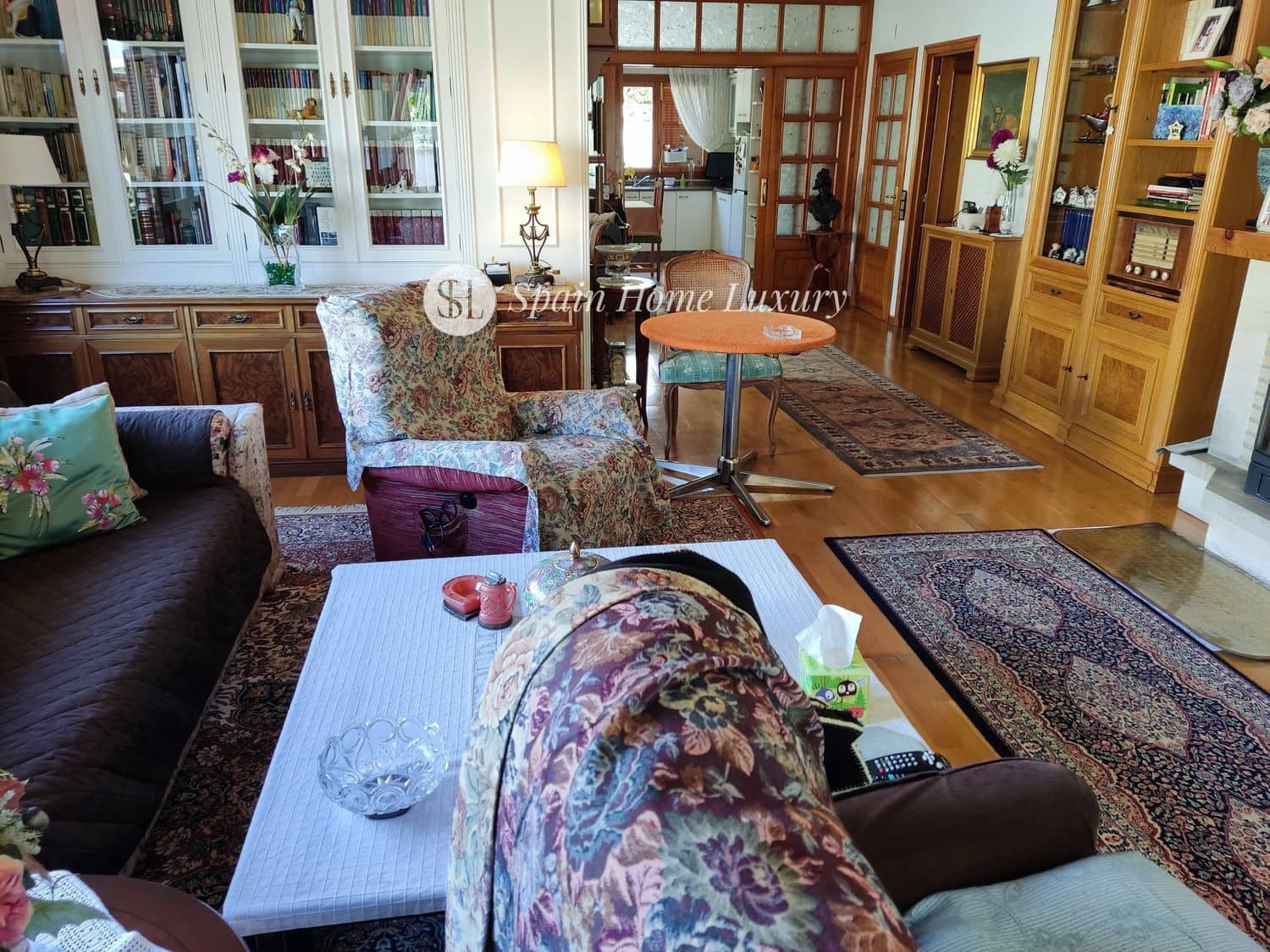 6 soveværelse Villa til salg i Benidorm med swimmingpool garage - € 720.000 (Ref: 9004122)