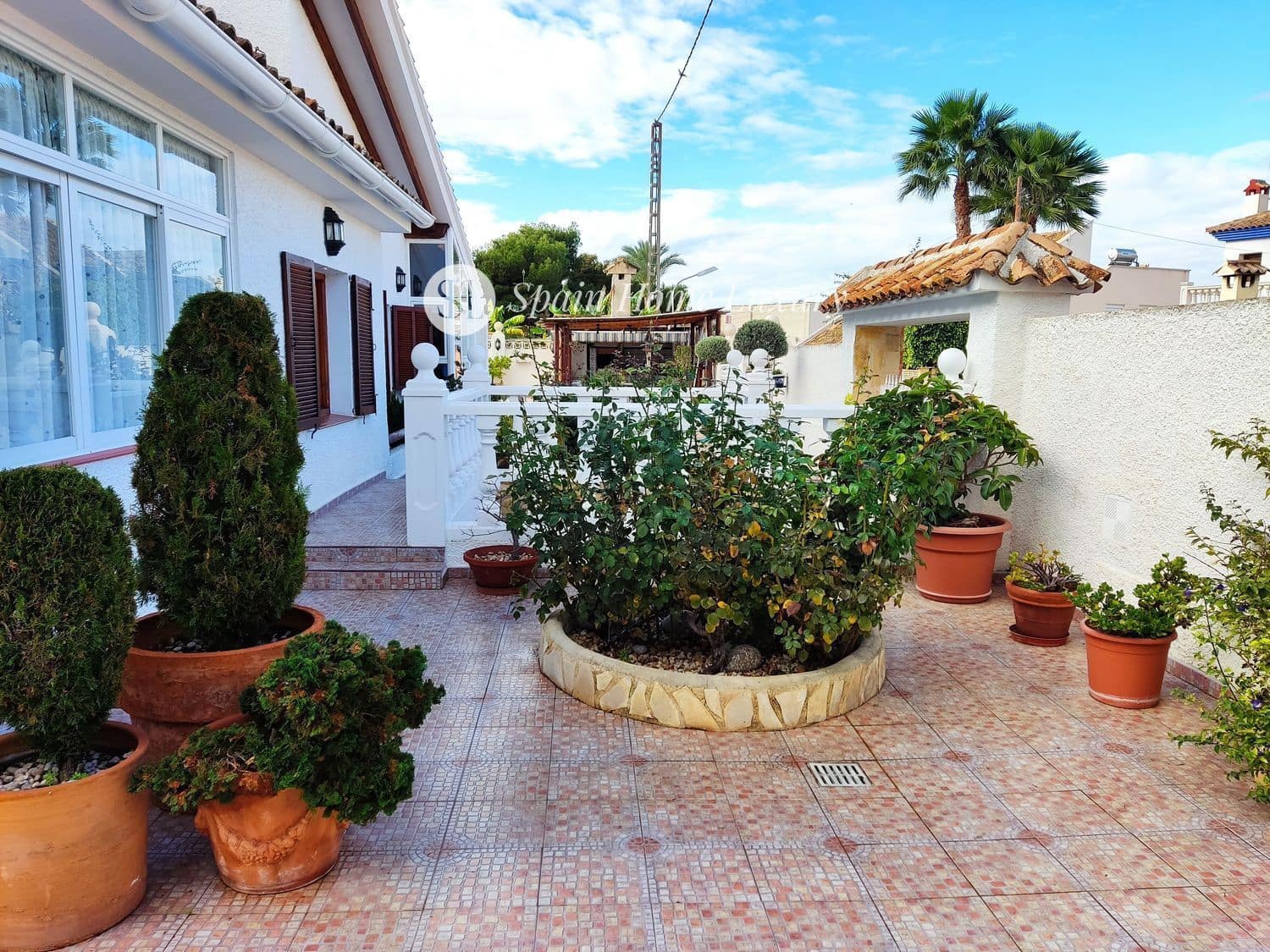 6 soveværelse Villa til salg i Benidorm med swimmingpool garage - € 720.000 (Ref: 9004122)