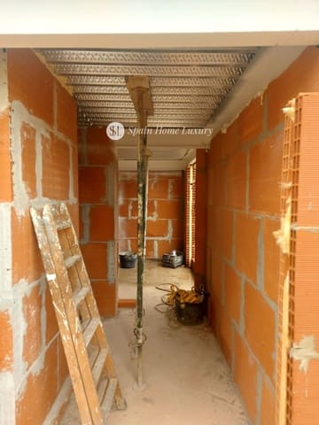 9 bedroom Restaurant/Bar for sale in Cabanyal-Canyamelar, Valencia city - € 1,800,000 (Ref: 9004123)