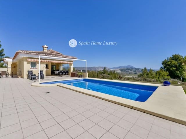 3 soverom Villa til salgs i Benimeit - Tabaira, Teulada-Moraira med svømmebasseng garasje - € 695 000 (Ref: 9004127)