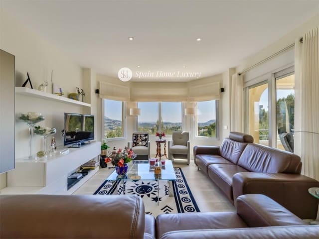 3 soverom Villa til salgs i Benimeit - Tabaira, Teulada-Moraira med svømmebasseng garasje - € 695 000 (Ref: 9004127)