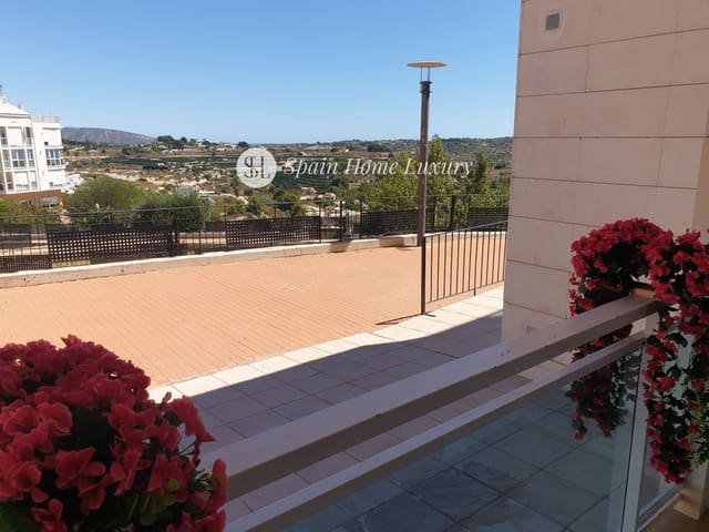 2 slaapkamer Flat te huur in Benissa met zwembad - € 800 (Ref: 9024310)