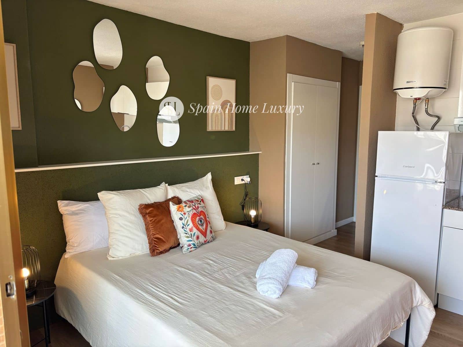 Flat for sale in Benidorm with pool - € 190,000 (Ref: 9035591)