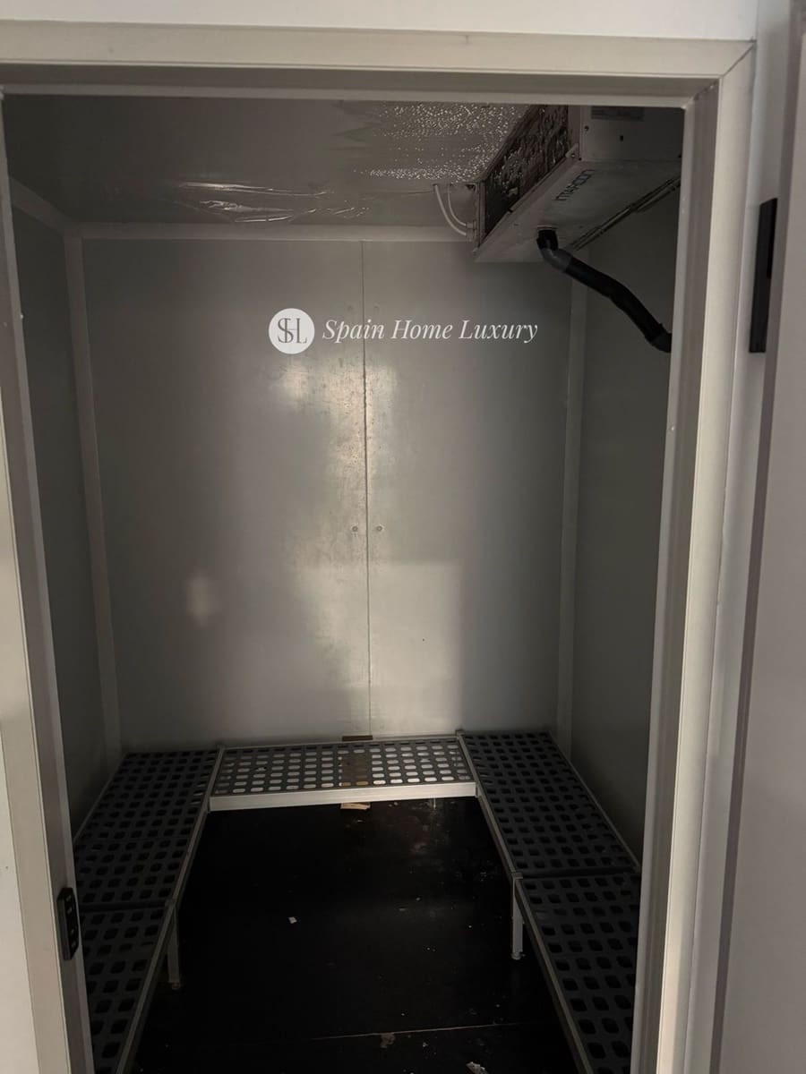 Kaupallinen vuokrattavana paikassa Javea / Xabia - 10 000 € (Ref: 9041344)