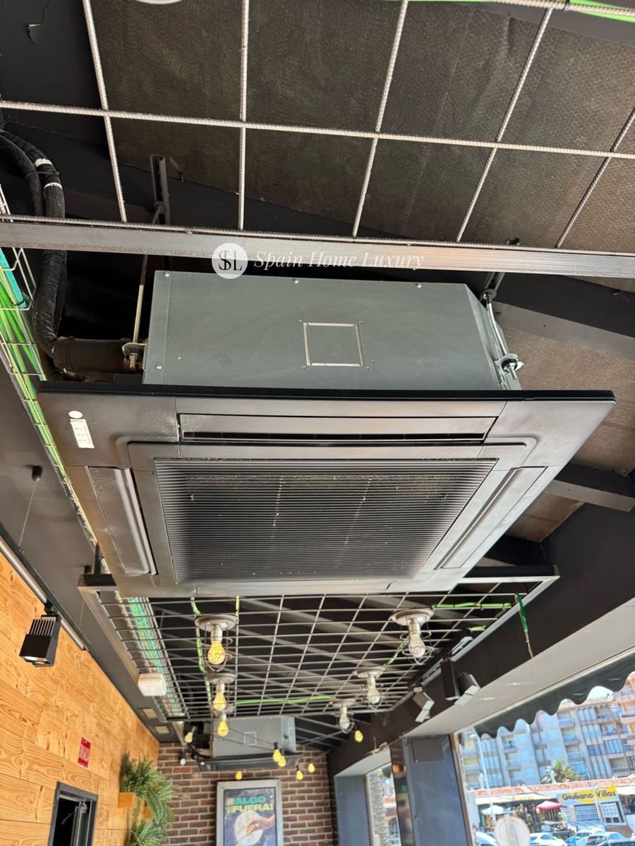 Kaupallinen vuokrattavana paikassa Javea / Xabia - 10 000 € (Ref: 9041344)