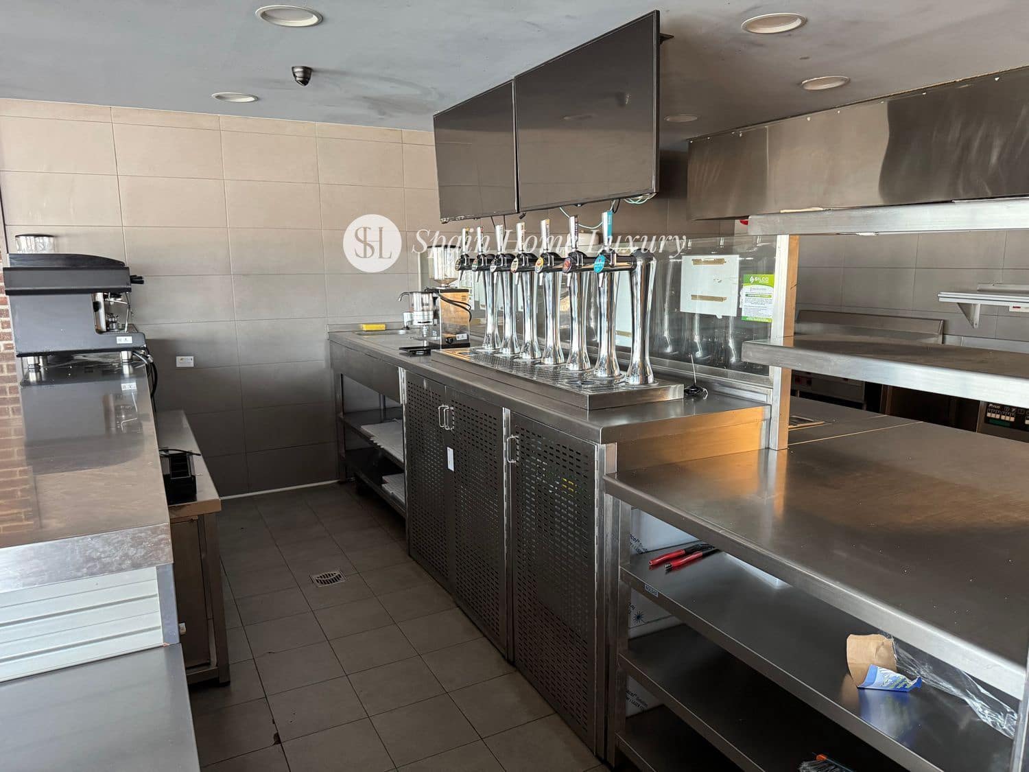 Kaupallinen vuokrattavana paikassa Javea / Xabia - 10 000 € (Ref: 9041344)