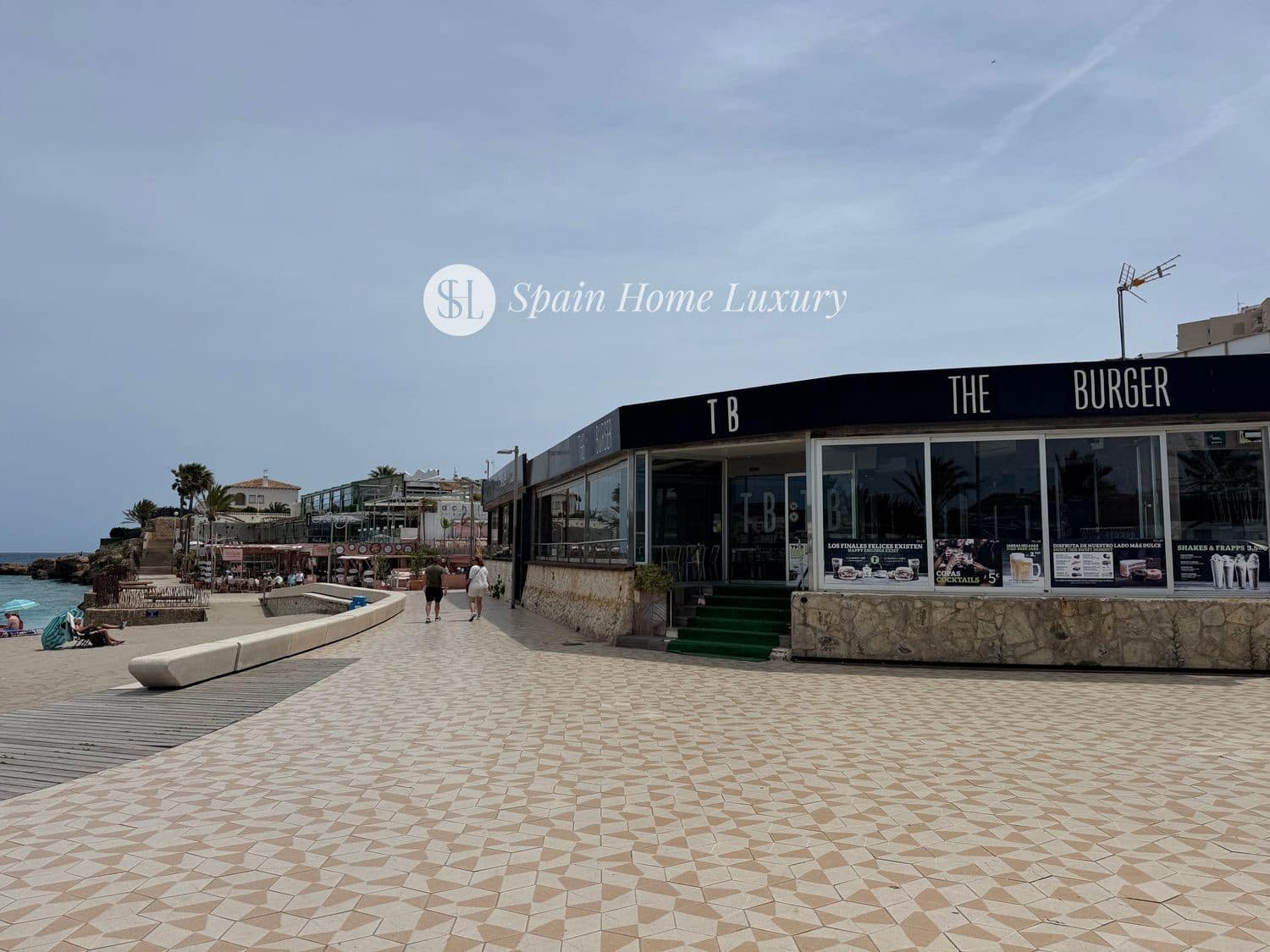 Kaupallinen vuokrattavana paikassa Javea / Xabia - 10 000 € (Ref: 9041344)