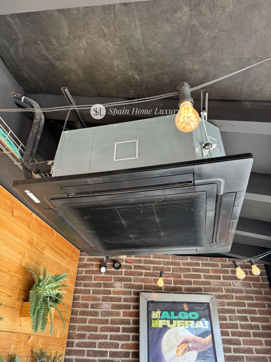 Kaupallinen vuokrattavana paikassa Javea / Xabia - 10 000 € (Ref: 9041344)