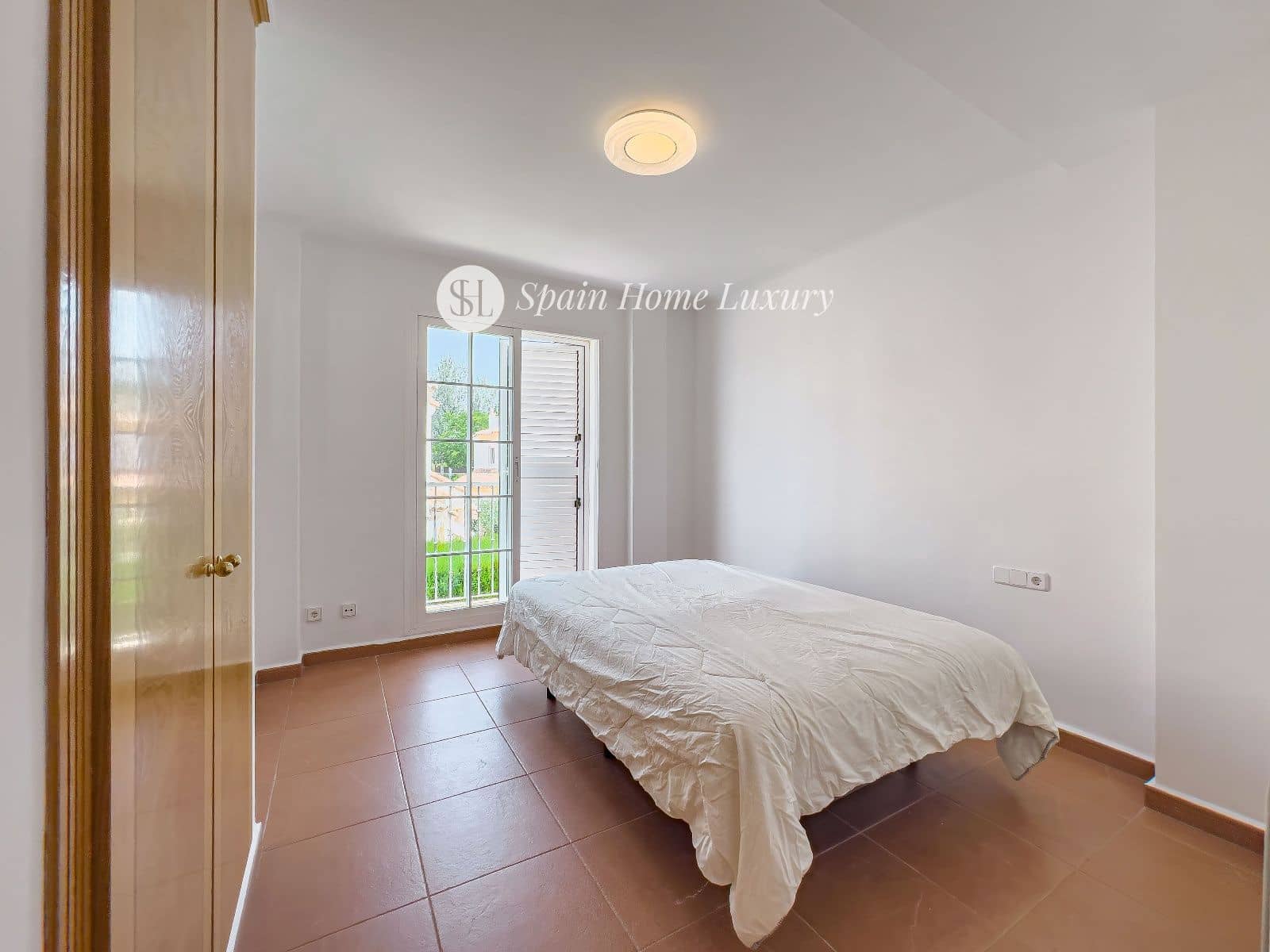 5 soverom Villa til salgs i Betera med svømmebasseng garasje - € 559 000 (Ref: 9047084)