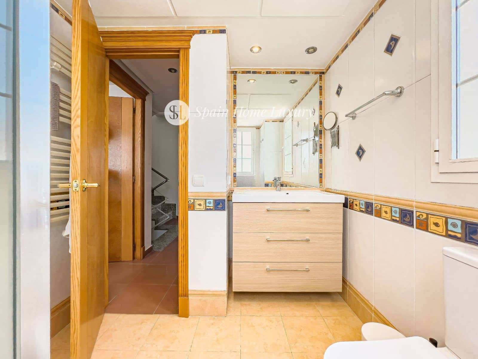 5 soverom Villa til salgs i Betera med svømmebasseng garasje - € 559 000 (Ref: 9047084)