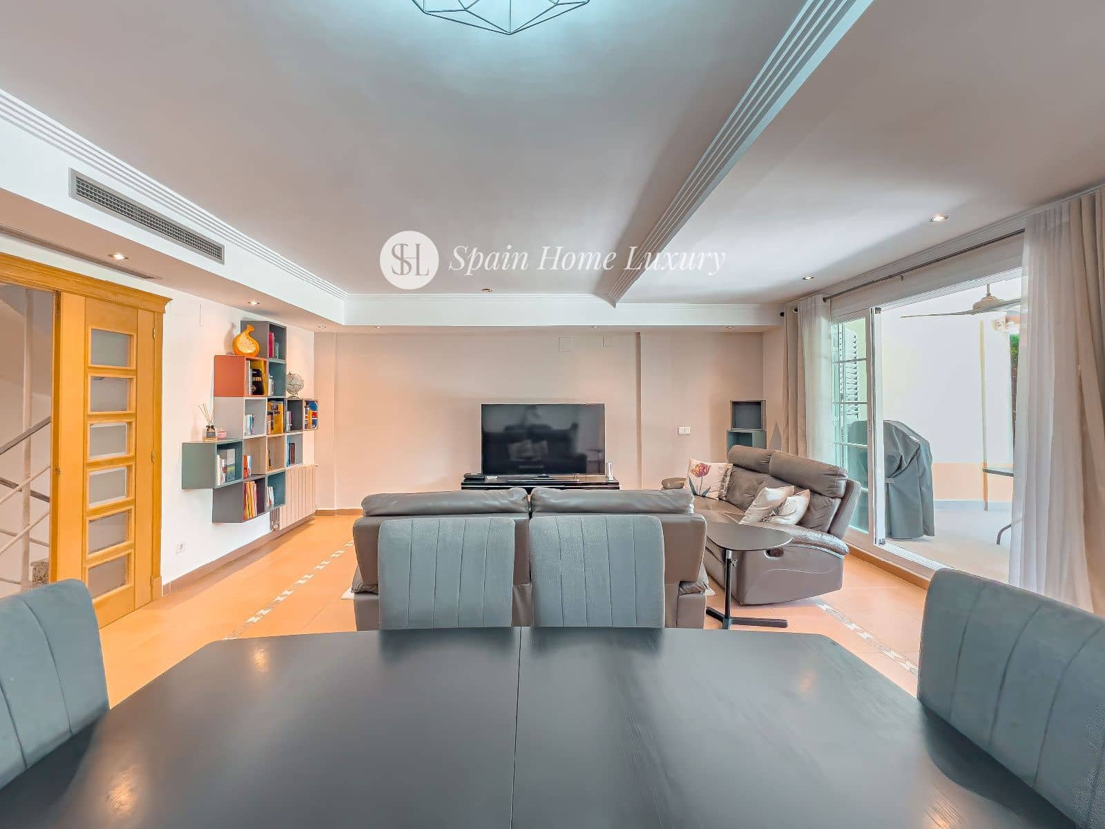 5 soverom Villa til salgs i Betera med svømmebasseng garasje - € 559 000 (Ref: 9047084)