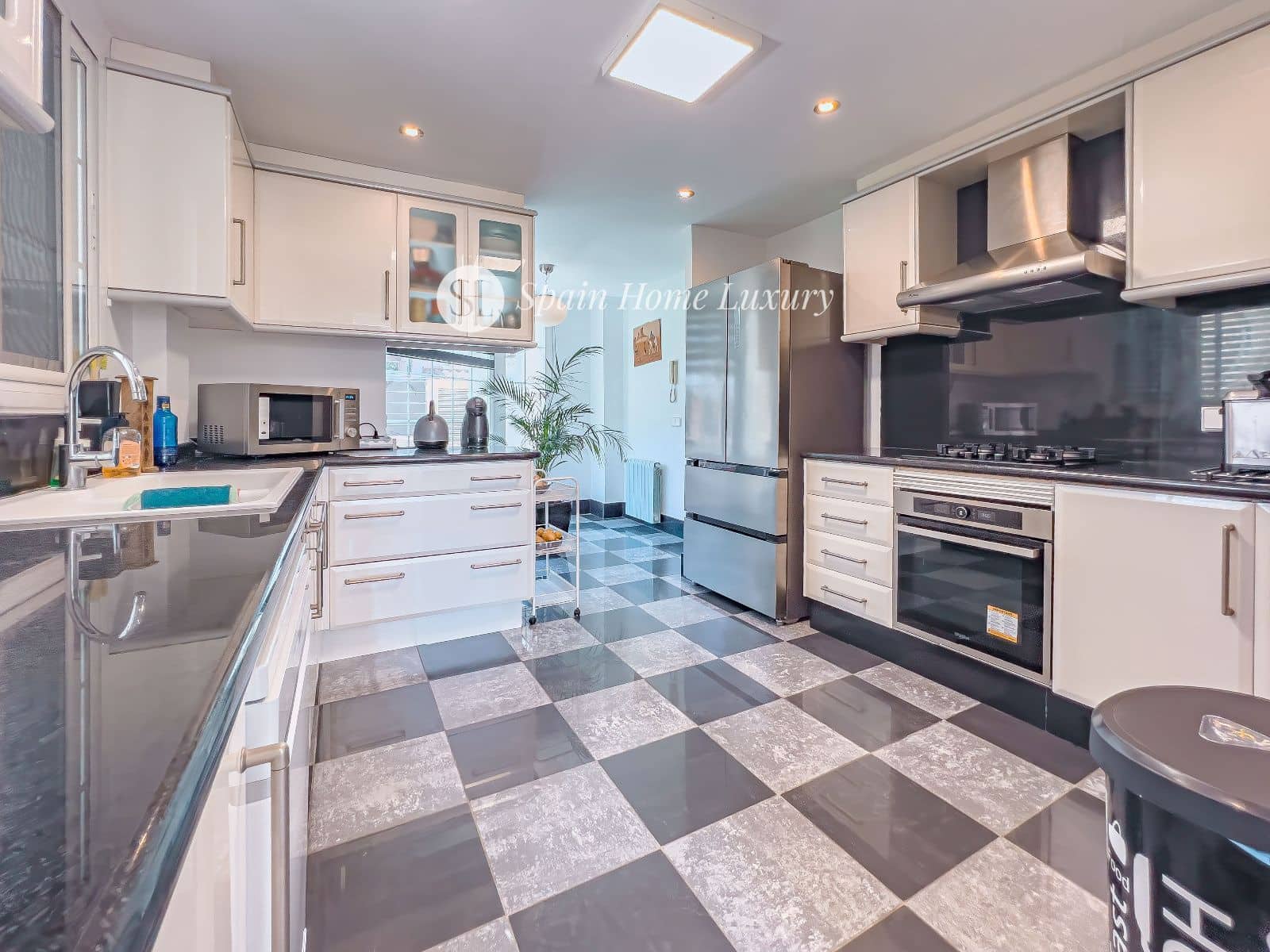 5 soverom Villa til salgs i Betera med svømmebasseng garasje - € 559 000 (Ref: 9047084)