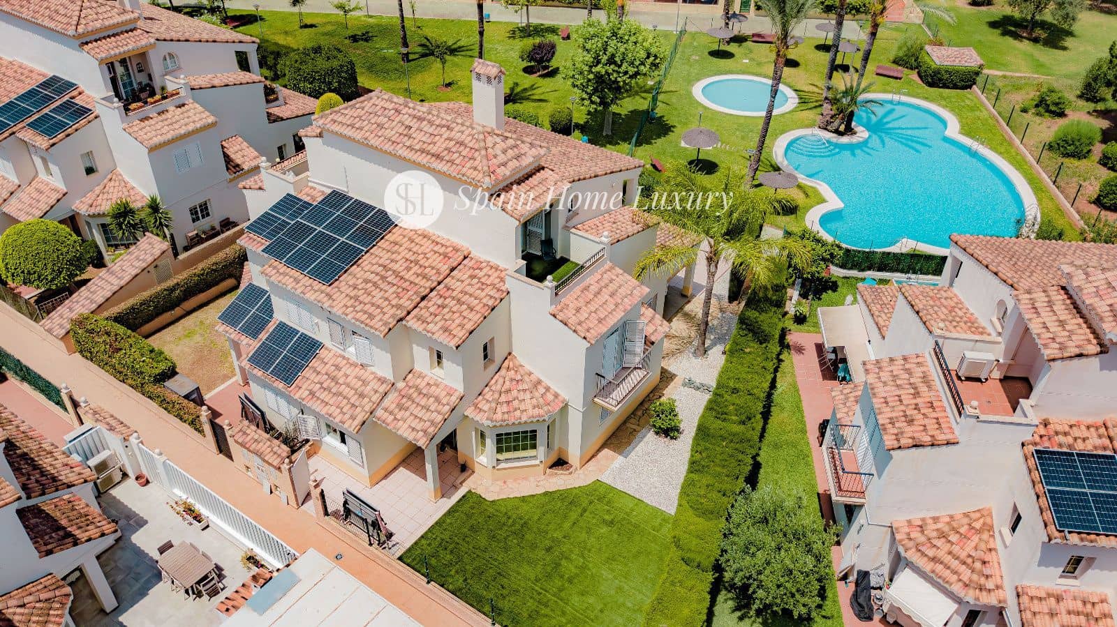 5 soverom Villa til salgs i Betera med svømmebasseng garasje - € 559 000 (Ref: 9047084)