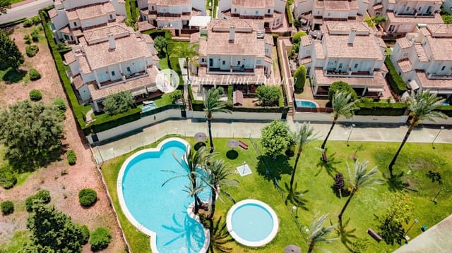 5 sovrum Villa till salu i Bétera med pool garage - 559 000 € (Ref: 9047084)