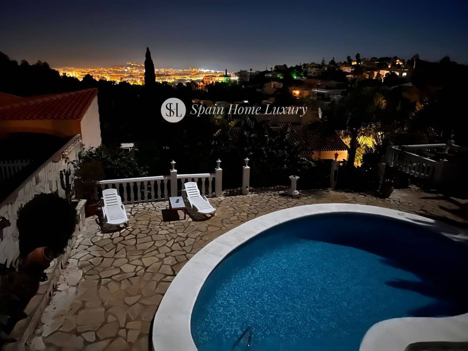 4 sovrum Villa till salu i Denia med pool garage - 595 000 € (Ref: 9053680)