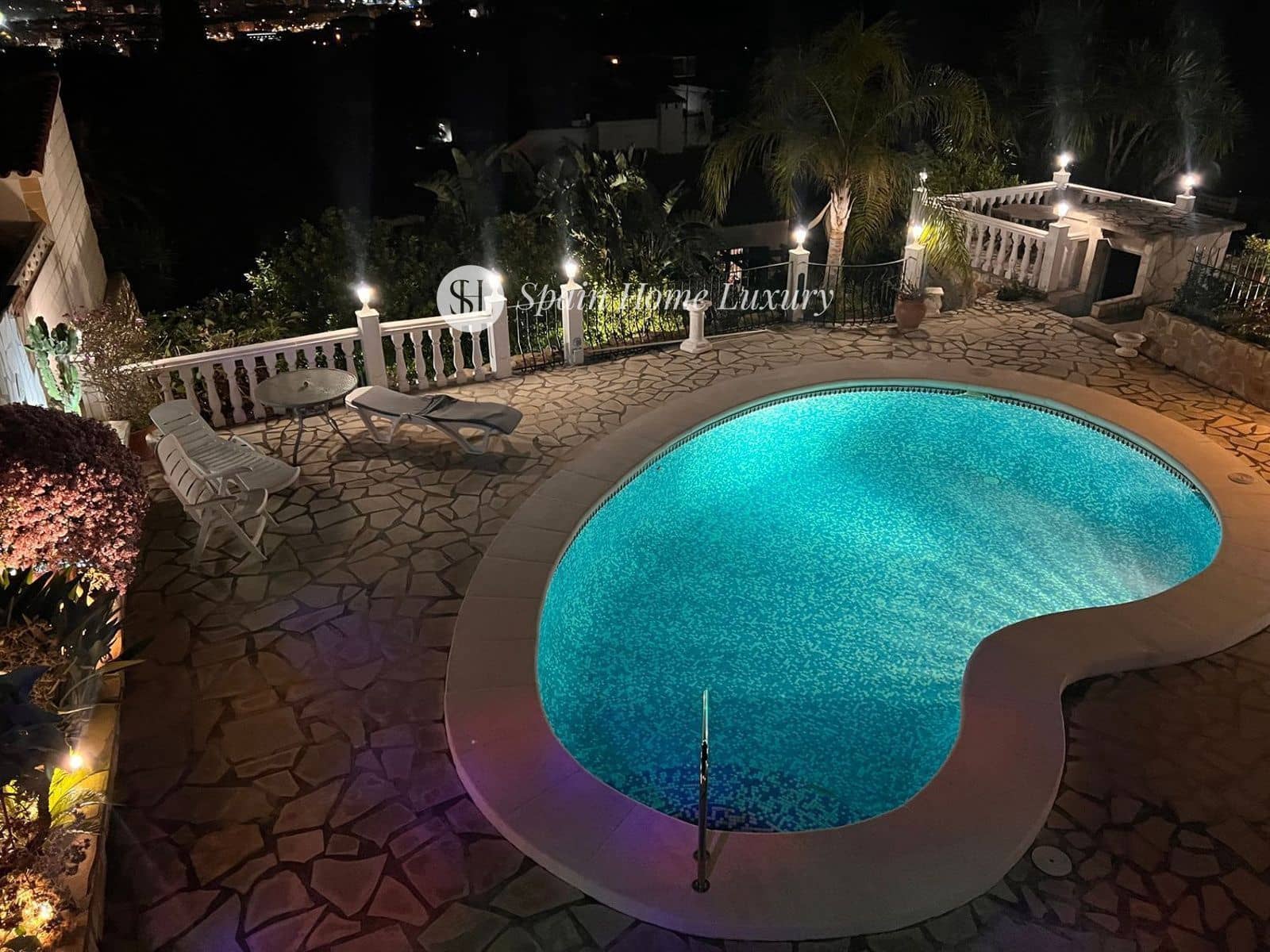 4 sovrum Villa till salu i Denia med pool garage - 595 000 € (Ref: 9053680)