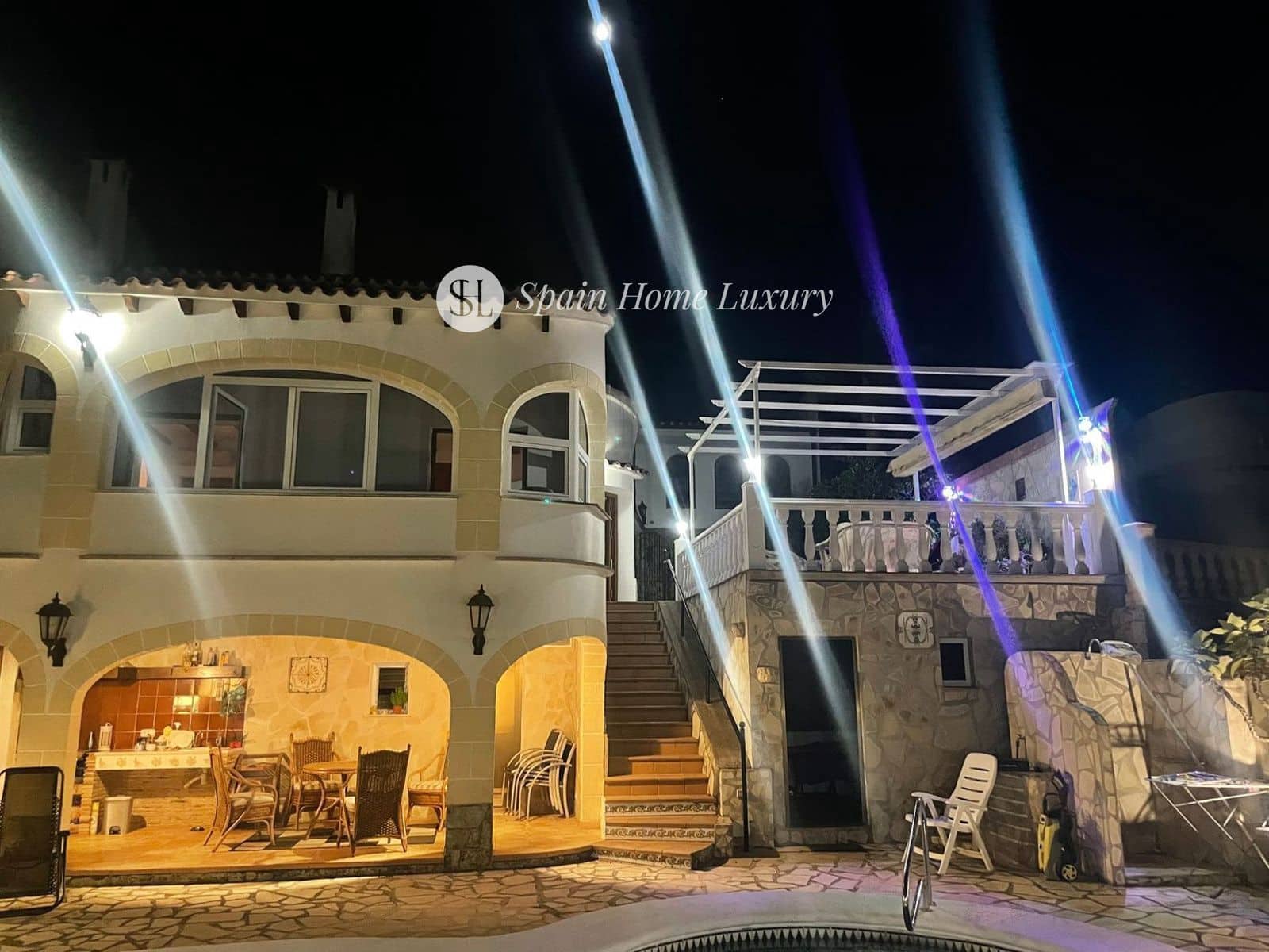 4 sovrum Villa till salu i Denia med pool garage - 595 000 € (Ref: 9053680)