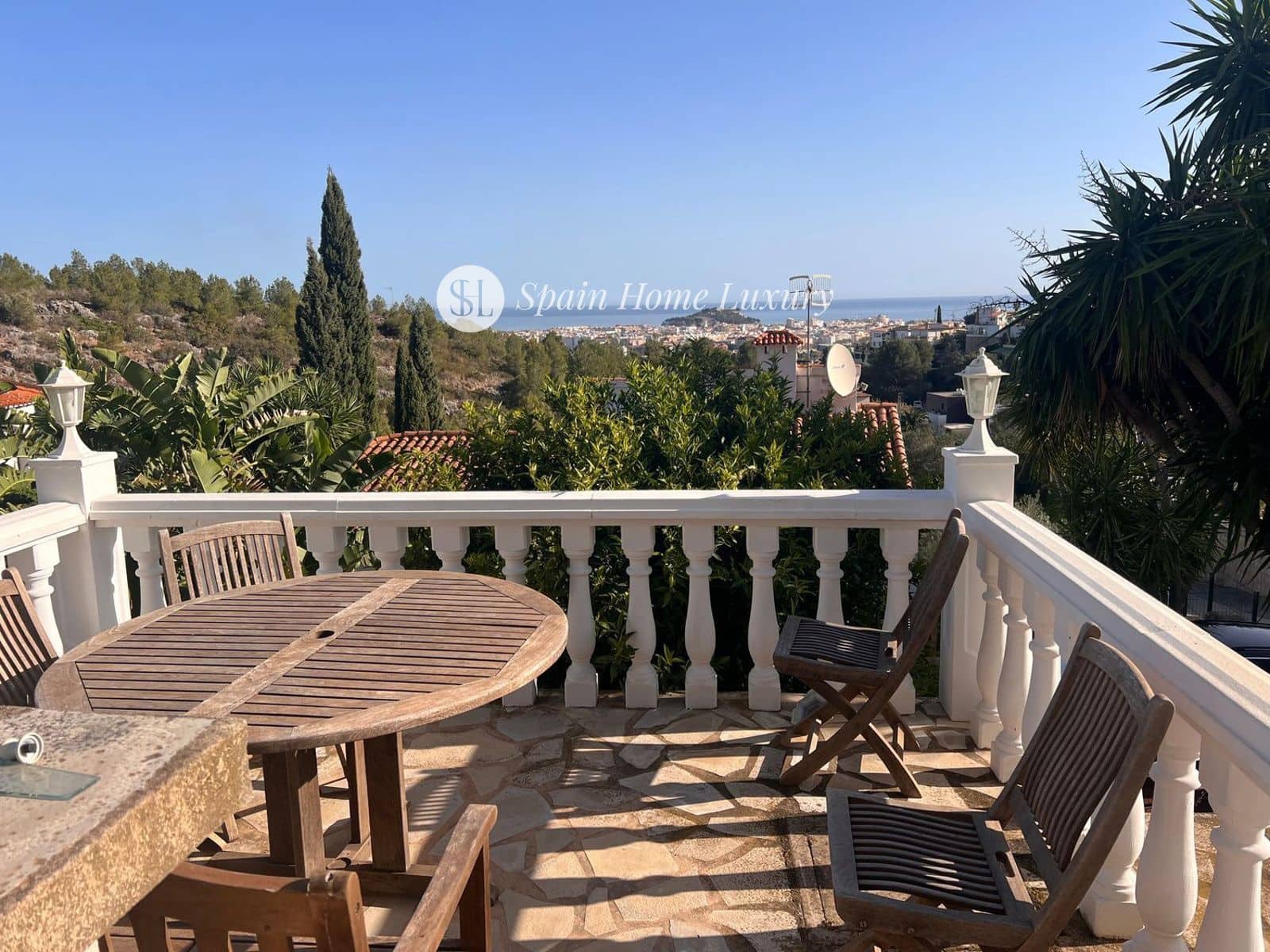 4 sovrum Villa till salu i Denia med pool garage - 595 000 € (Ref: 9053680)