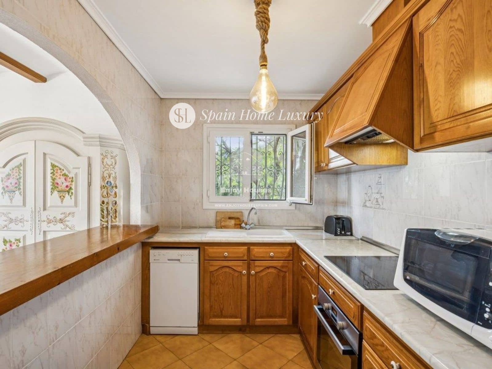 4 sovrum Villa till salu i Denia med pool garage - 595 000 € (Ref: 9053680)