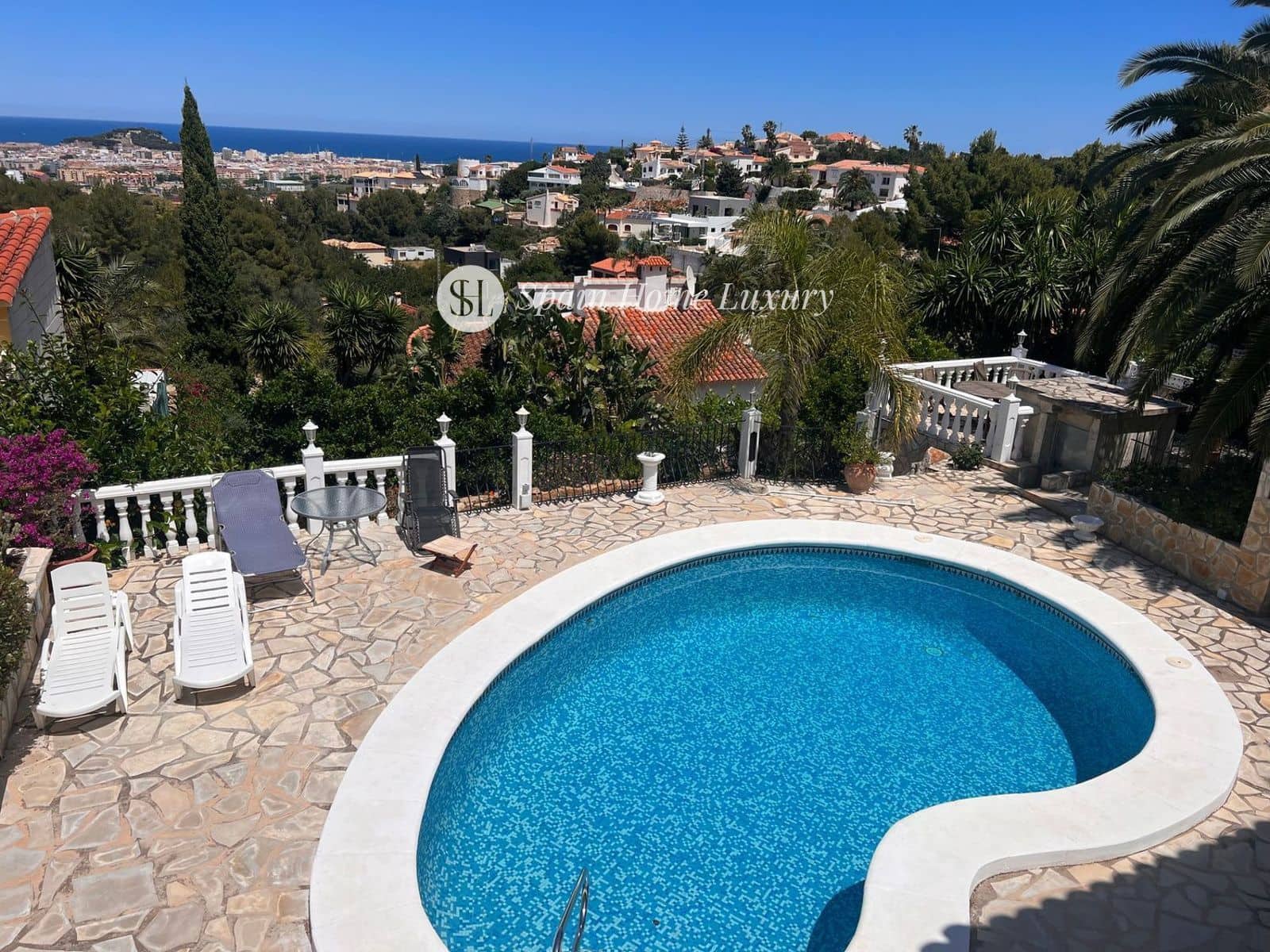 4 sovrum Villa till salu i Denia med pool garage - 595 000 € (Ref: 9053680)