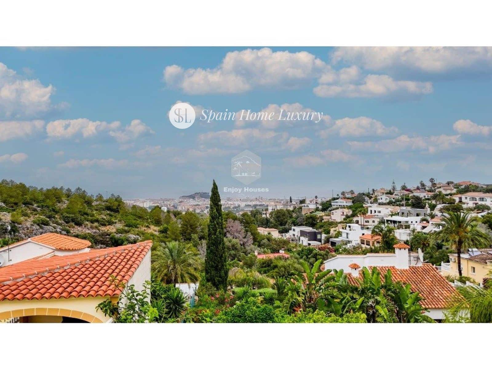 4 sovrum Villa till salu i Denia med pool garage - 595 000 € (Ref: 9053680)