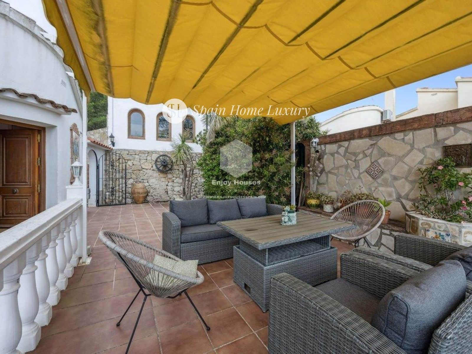 4 sovrum Villa till salu i Denia med pool garage - 595 000 € (Ref: 9053680)