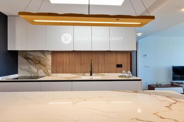 2 soverom Leilighet til salgs i Puerto, Calpe / Calp med garasje - € 360 000 (Ref: 9060742)