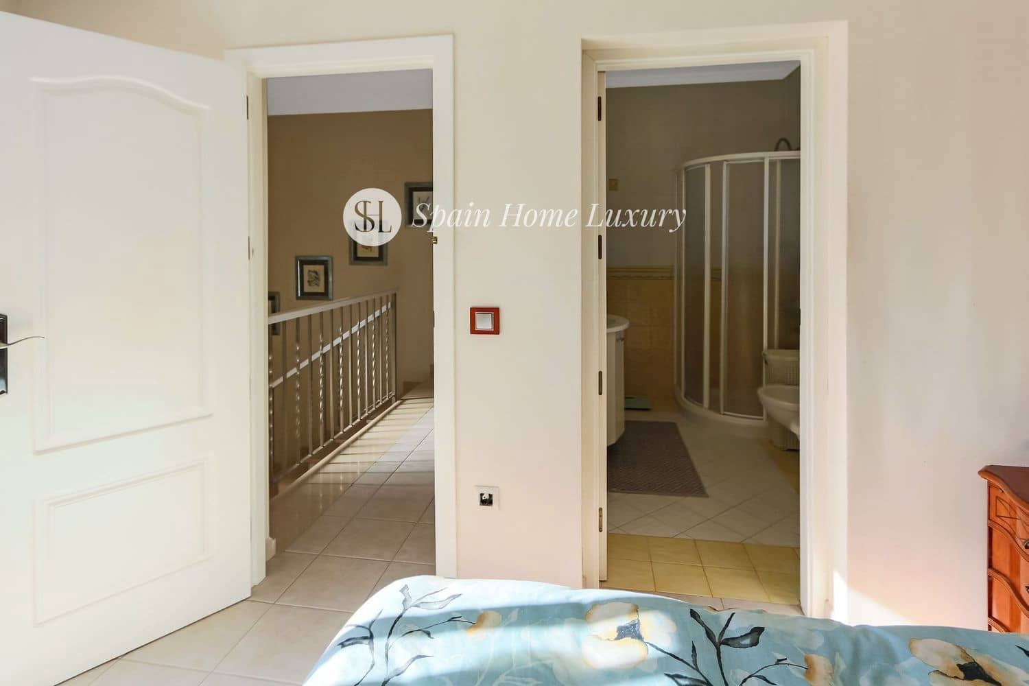 5 bedroom Villa for sale in Els Poblets with pool garage - € 690,000 (Ref: 9060766)