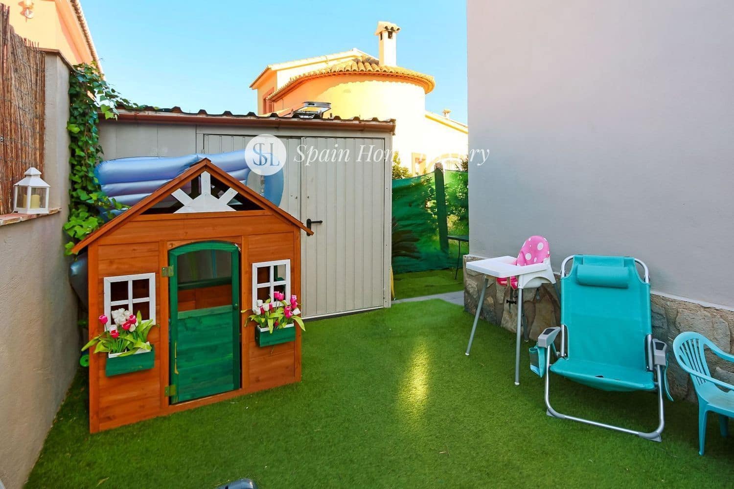 5 bedroom Villa for sale in Els Poblets with pool garage - € 690,000 (Ref: 9060766)