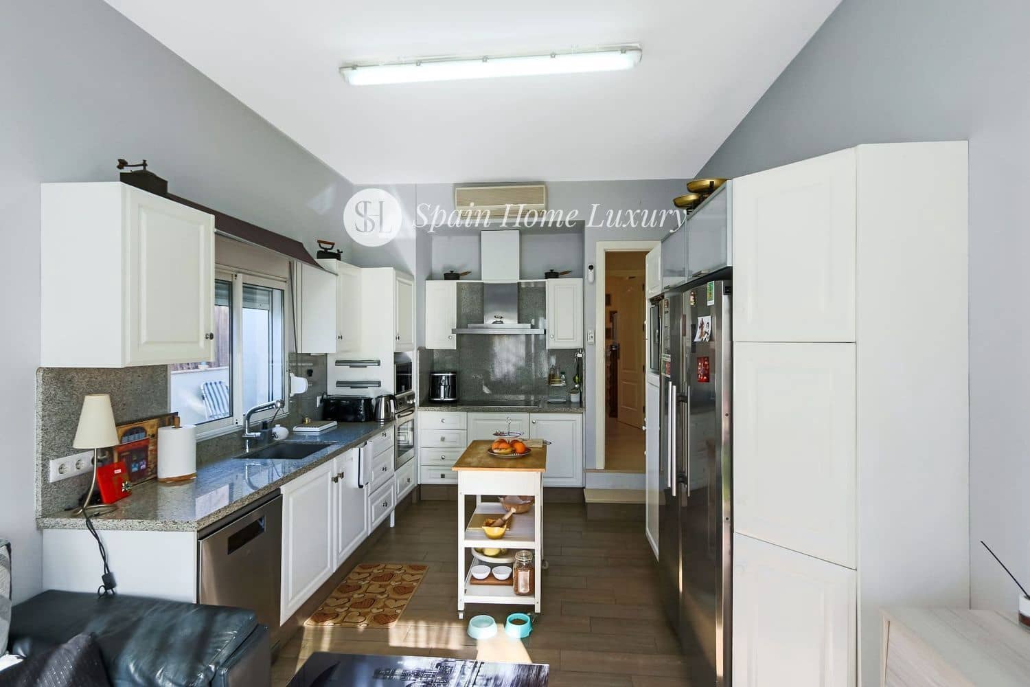 5 bedroom Villa for sale in Els Poblets with pool garage - € 690,000 (Ref: 9060766)