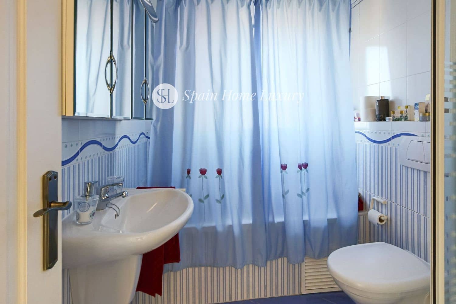 5 bedroom Villa for sale in Els Poblets with pool garage - € 690,000 (Ref: 9060766)