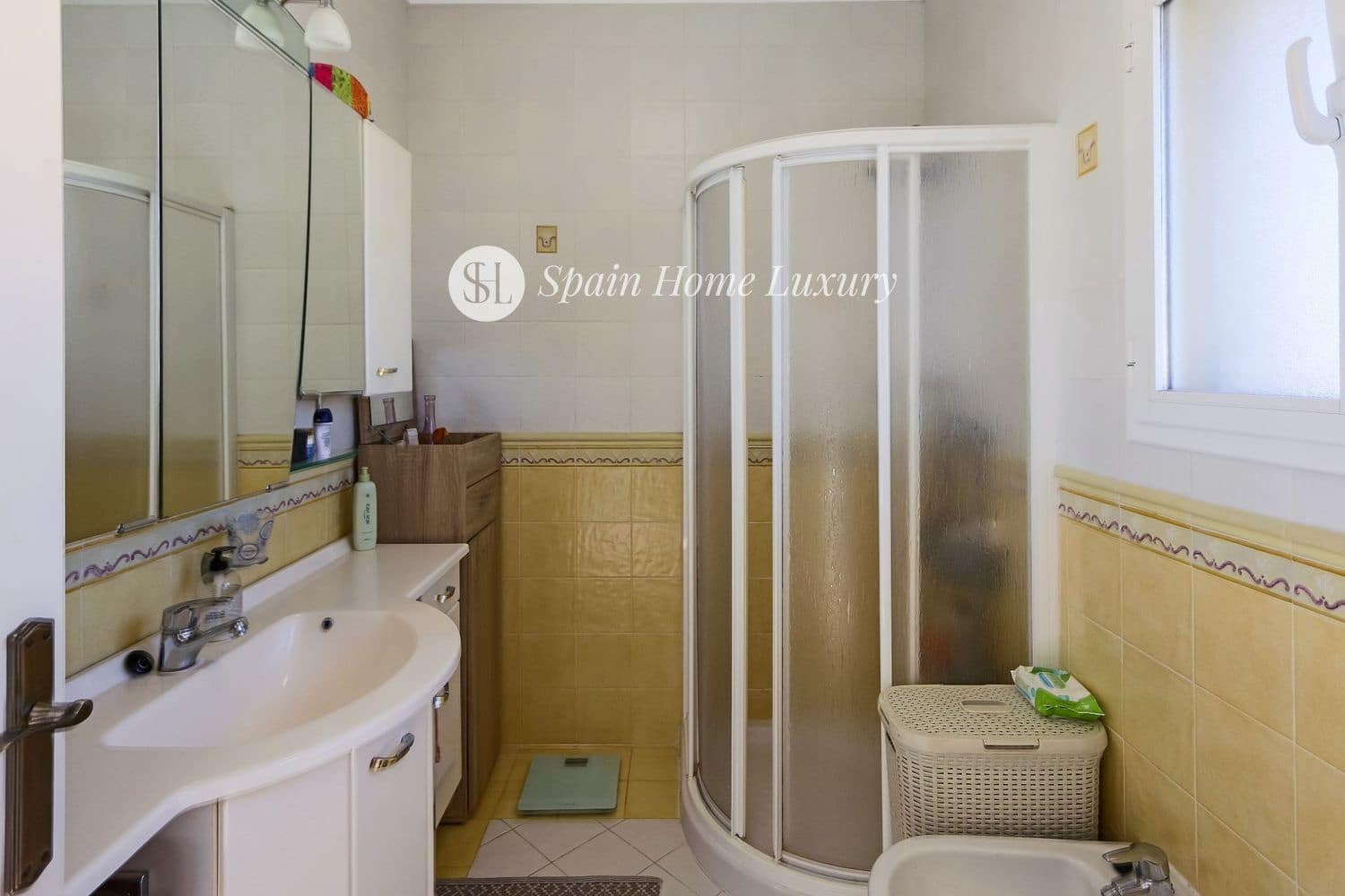 5 bedroom Villa for sale in Els Poblets with pool garage - € 690,000 (Ref: 9060766)