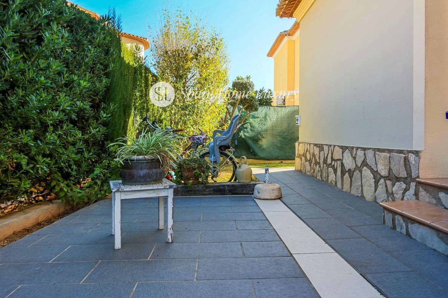 5 bedroom Villa for sale in Els Poblets with pool garage - € 690,000 (Ref: 9060766)