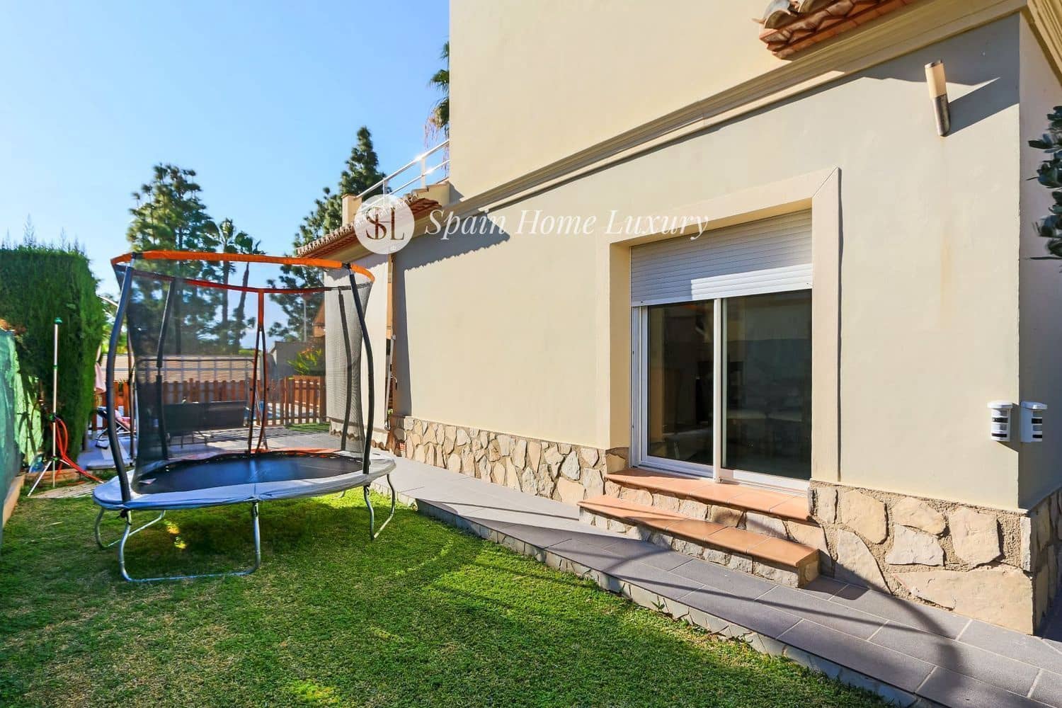 5 bedroom Villa for sale in Els Poblets with pool garage - € 690,000 (Ref: 9060766)