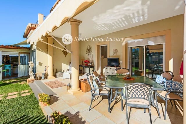 5 bedroom Villa for sale in Els Poblets with pool garage - € 690,000 (Ref: 9060766)