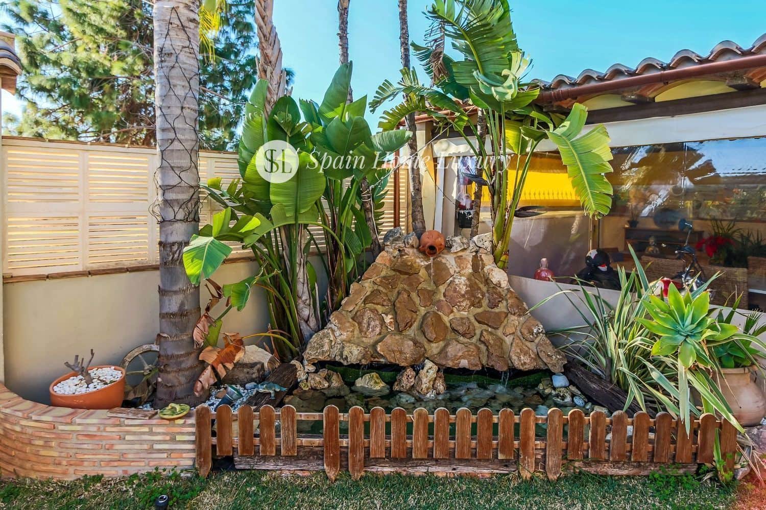 5 bedroom Villa for sale in Els Poblets with pool garage - € 690,000 (Ref: 9060766)