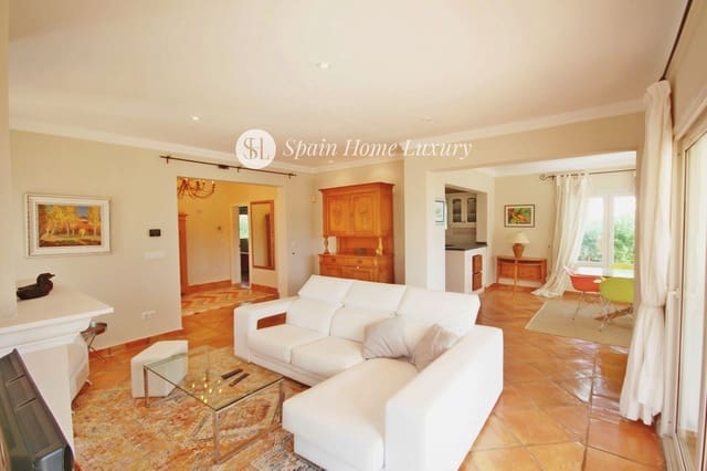 4 makuuhuone Huvila myytävänä paikassa Pinar del Advocat - Cometa, Teulada-Moraira mukana uima-altaan 
autotalli - 965 000 € (Ref: 9075973)