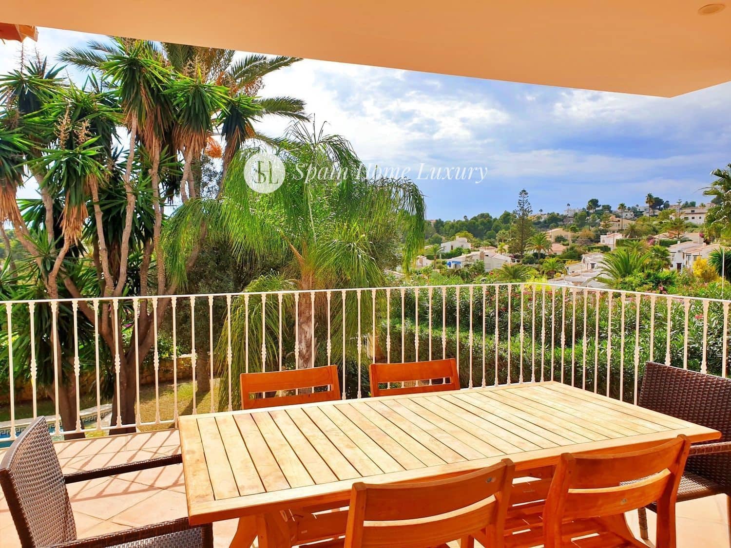 4 sypialnia Willa na sprzedaż w Moraira z basenem garażem - 965 000 € (Ref: 9075973)