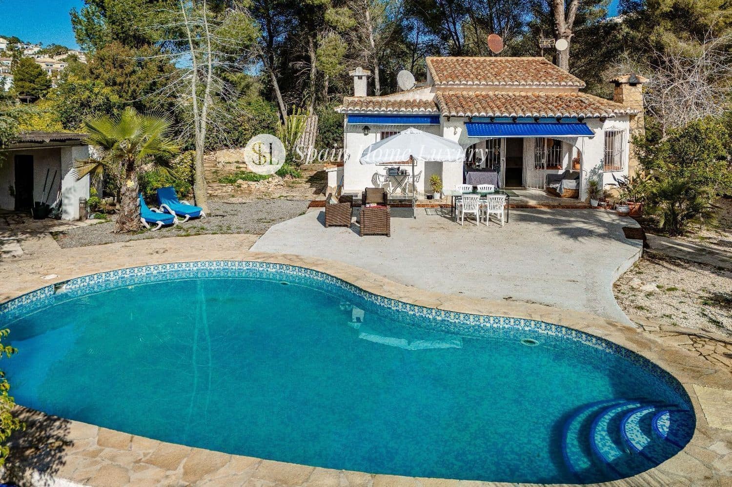 2 soverom Villa til salgs i Moraira med svømmebasseng garasje - € 550 000 (Ref: 9075997)