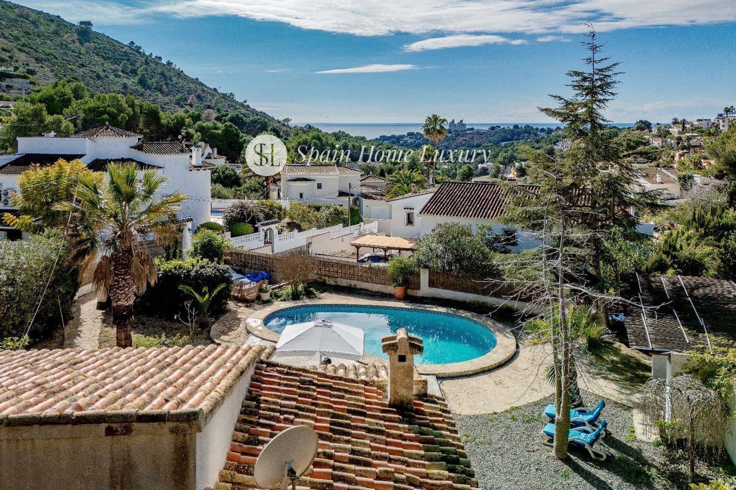 2 soverom Villa til salgs i Moraira med svømmebasseng garasje - € 550 000 (Ref: 9075997)