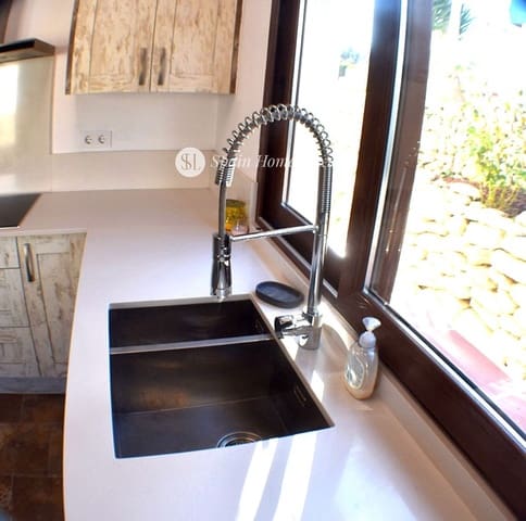 5 sovrum Villa till salu i Pinar del Advocat - Cometa, Teulada-Moraira med garage - 595 000 € (Ref: 9075998)