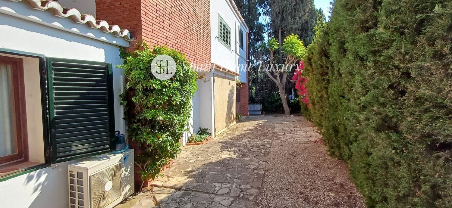 Chalet de 6 habitaciones en San Juan de Alicante / Sant Joan d'Alacant en venta con piscina garaje - 850.000 € (Ref: 9080740)