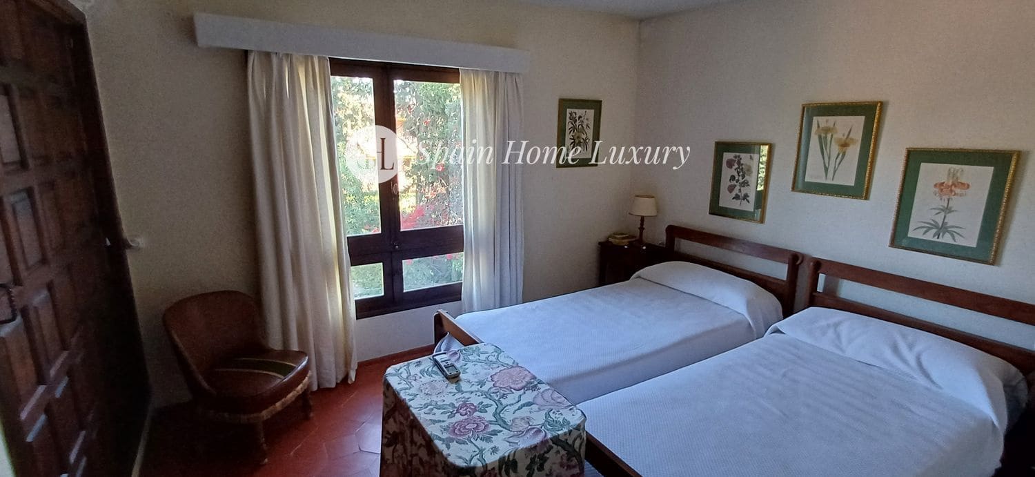 Chalet de 6 habitaciones en San Juan de Alicante / Sant Joan d'Alacant en venta con piscina garaje - 850.000 € (Ref: 9080740)