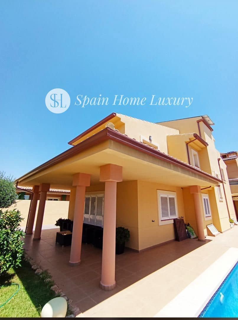 Villa til salg i Benidorm - € 750.000 (Ref: 9100476)