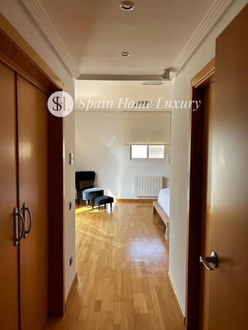 Villa til salgs i Sierra Helada, Benidorm - € 750 000 (Ref: 9100476)