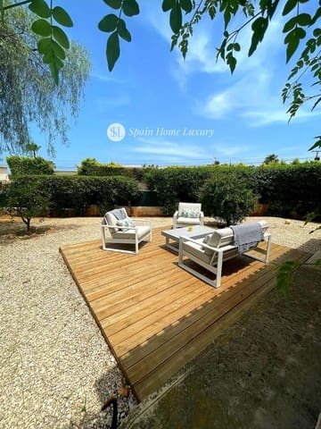 4 soverom Villa til salgs i Centro Urbano, Dénia med svømmebasseng garasje - € 490 000 (Ref: 9101749)